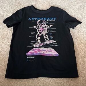 NWOT Little Boys Old Navy Short Sleeved Graphic T-Shirt!